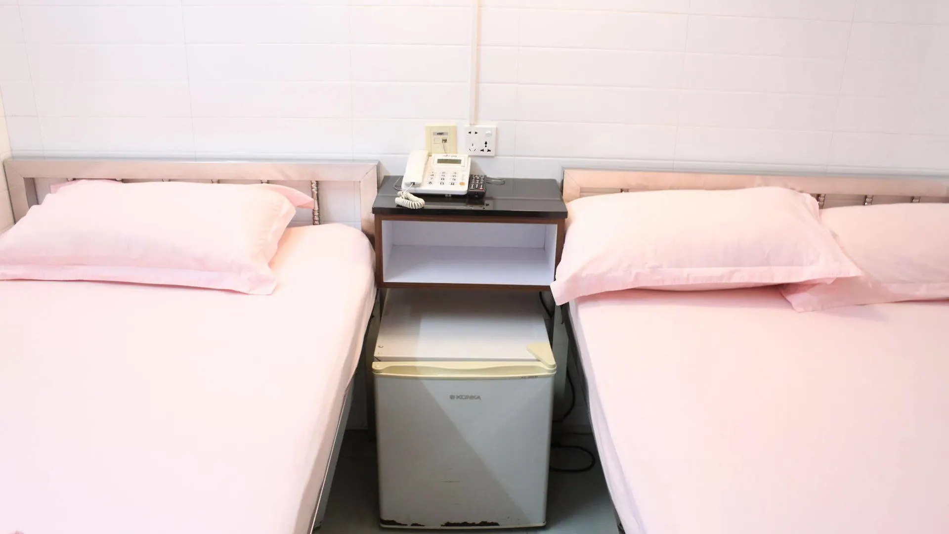 New Chung King Mansion Guest House - Tower C Hongkong