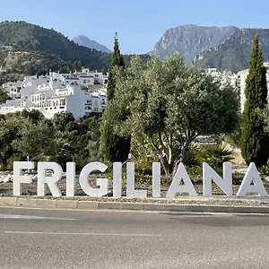 https://la-perla-de-frigiliana-suites-villa.es-andalucia.com
