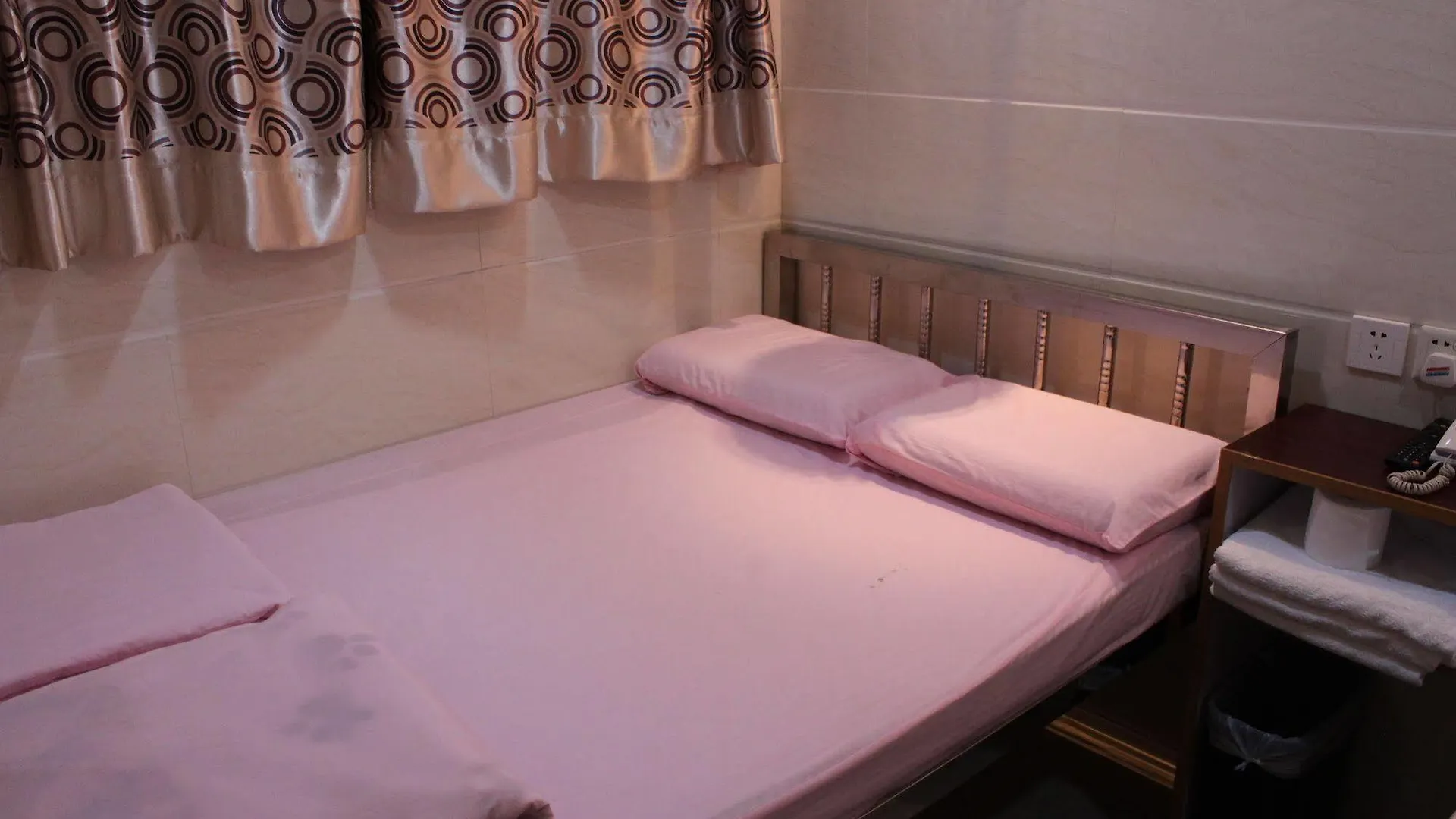 New Chung King Mansion Guest House - Tower C Hong Kong 0*,  China