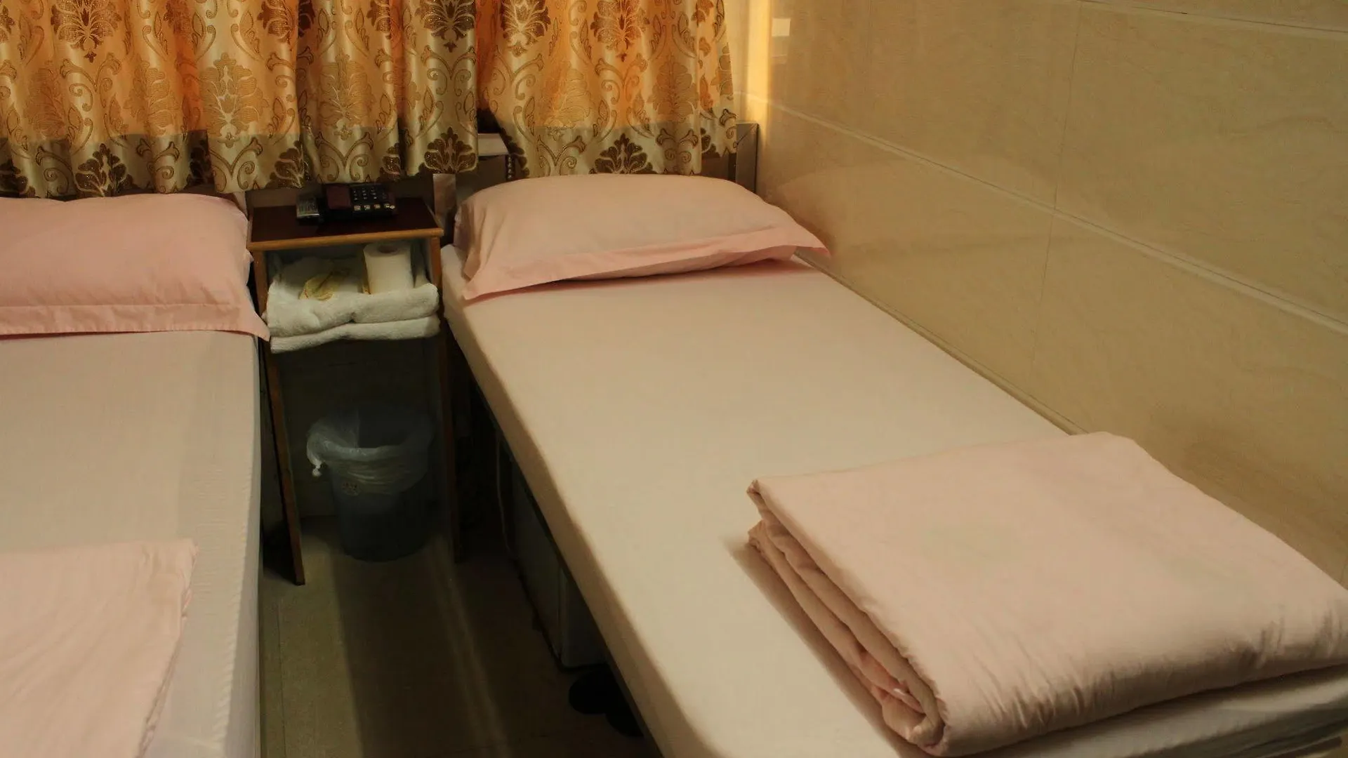 New Chung King Mansion Guest House - Tower C Hong Kong 0*,