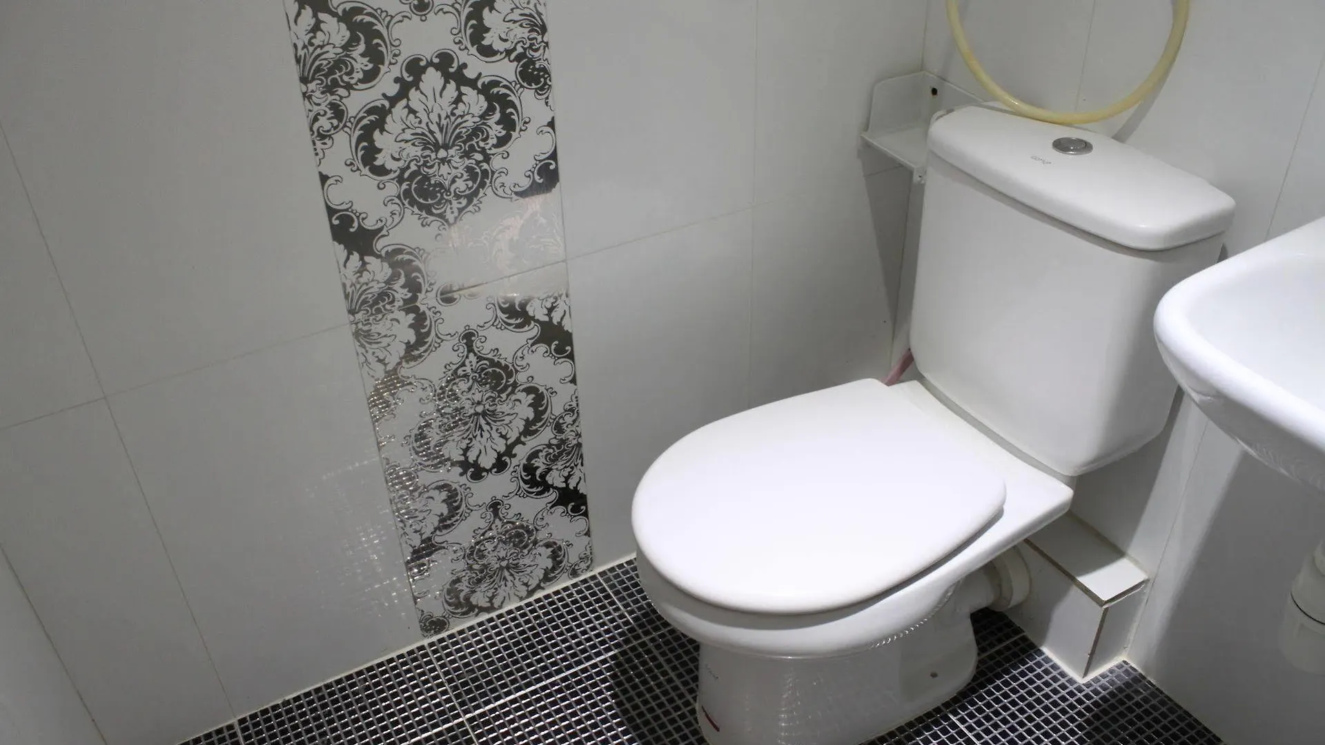 New Chung King Mansion Guest House - Tower C Hong Kong