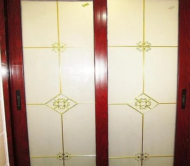 New Chung King Mansion Guest House - Tower C Hong Kong China